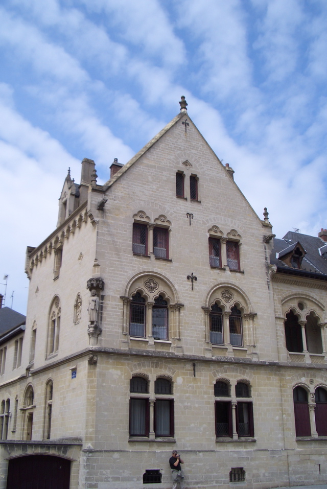 Maison style n&eacute;o roman