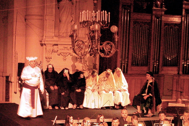 Jeanne livr&eacute;e aux b&ecirc;tes, les moutons