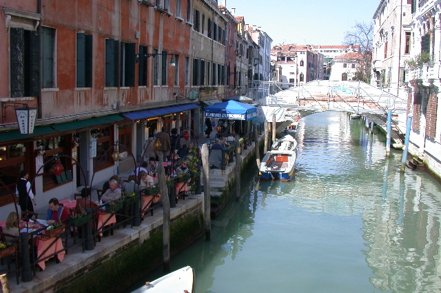 Castello/pause d&eacute;jeuner le long du rio Greci