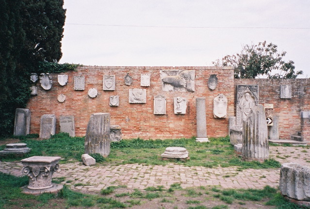 Torcello/devant le mus&eacute;e
